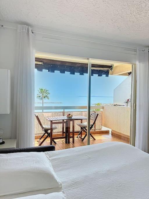 Horizon Ocean-Studio Bord De Mer Saint-Laurent-du-Var Exterior photo